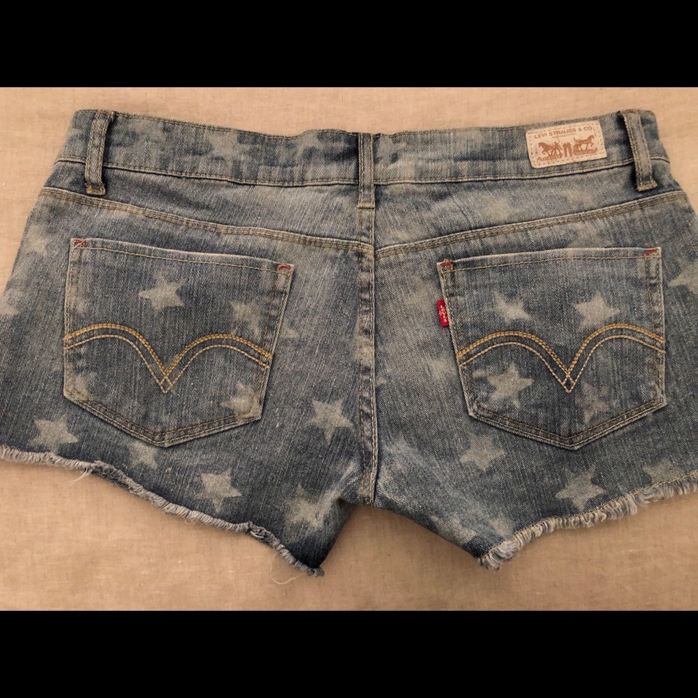 Women’s LEVI’s Shorty Denim Shorts